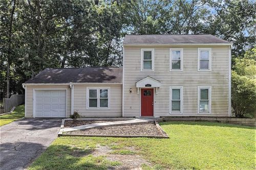 4595 Garden Hills Dr, Stone Mountain, GA, 30083-4583 | Card Image