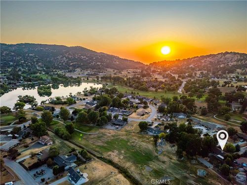 24050 Basin Harbor Ct, Tehachapi, CA, 93561-9638 | Card Image