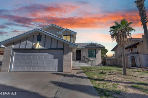1772 Gregory Jarvis Dr, El Paso, TX, 79936-5093 | Card Image