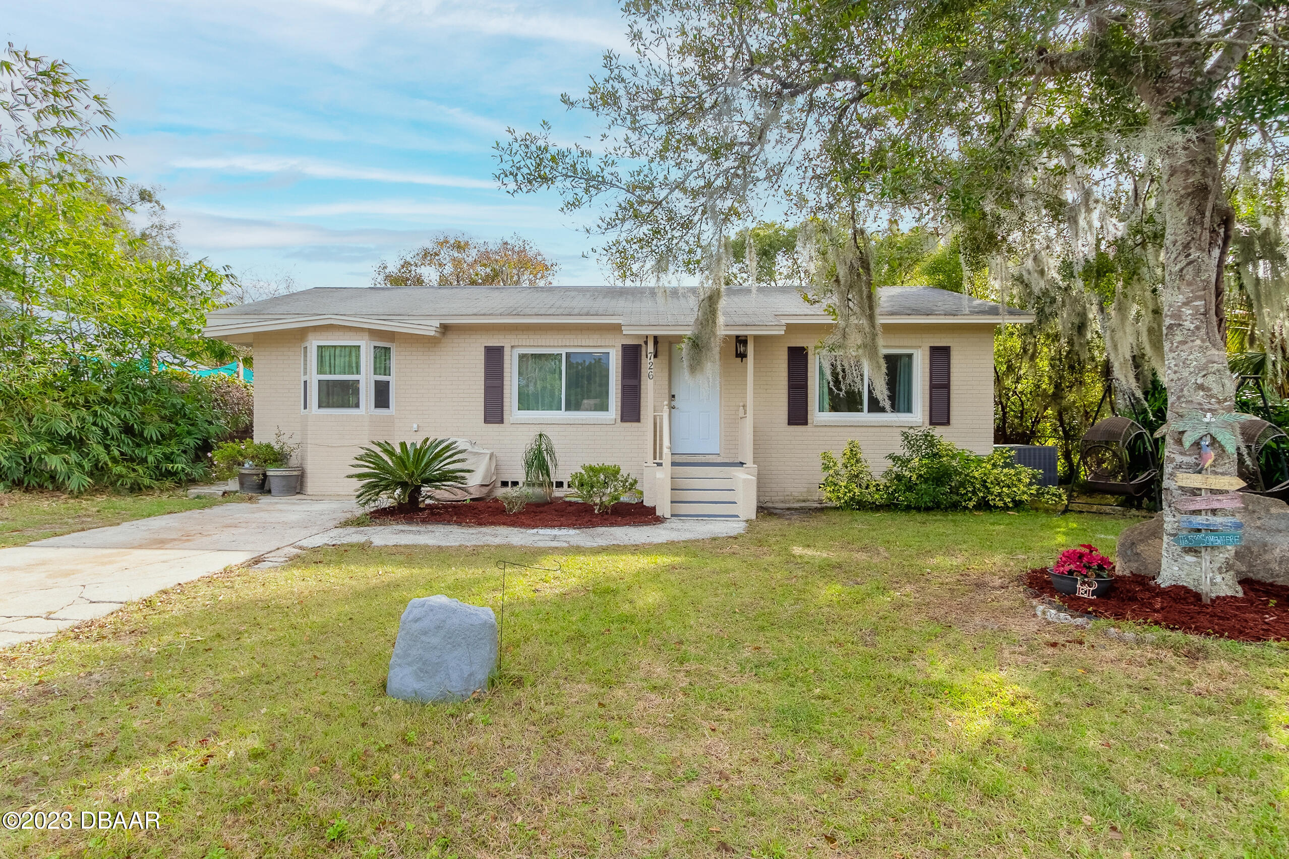 Hogle Ave, Deland, FL 32720