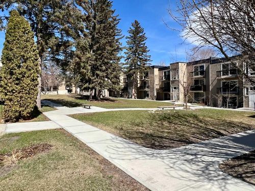 307 - 315 Heritage Drive Se, Home with 1 bedrooms, 1 bathrooms and 1 parking in Calgary AB | Card Image