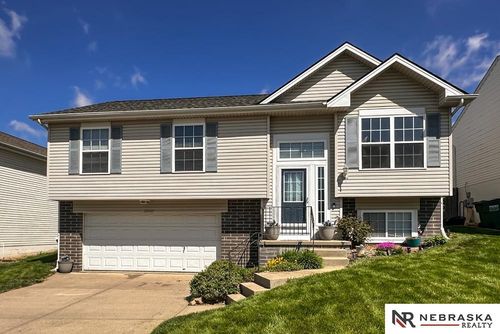 17832 Josephine St, Omaha, NE, 68136-3103 | Card Image