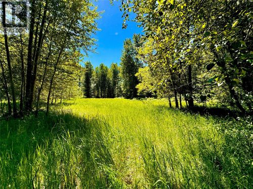 2700 14th Ave, Castlegar, BC, V1N3P1 | Card Image