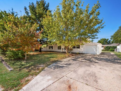 963 Erickson Ave, Columbus, OH, 43227-1238 | Card Image
