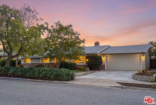 139 Devia Dr, Newbury Park, CA, 91320-3112 | Card Image
