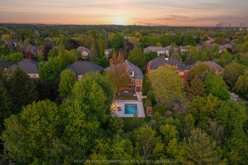 310 Westridge Dr, Kleinburg, ON, L0J1C0 | Card Image