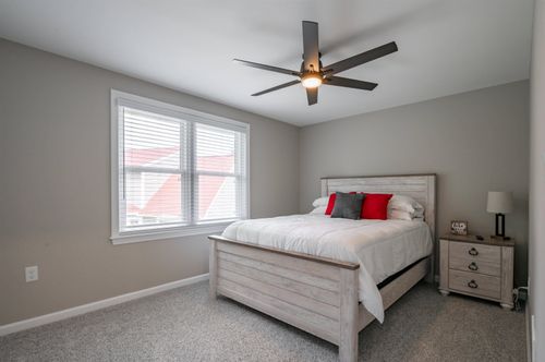 29-3 Honeysuckle Ct, Nashua, NH, 03063-2805 | Card Image
