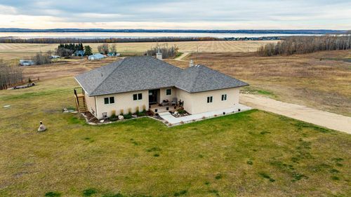 25-420069 Range Road 284, Rural Ponoka County, AB, T4L2N3 | Card Image
