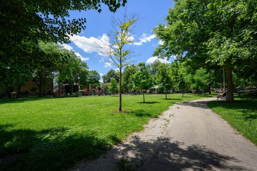 304-1600 Jefferson St, Chicago, IL, 60616-1119 | Card Image