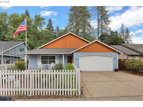 25246 Corky Ln, Veneta, OR, 97487-8715 | Card Image
