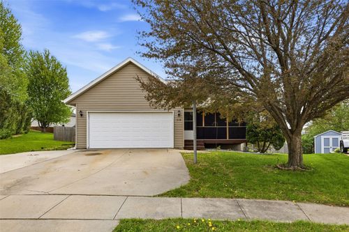 518 Tulip Ct, Tiffin, IA, 52340-4713 | Card Image