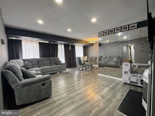 apt-505-5831 Quantrell Ave, ALEXANDRIA, VA, 22312-2751 | Card Image