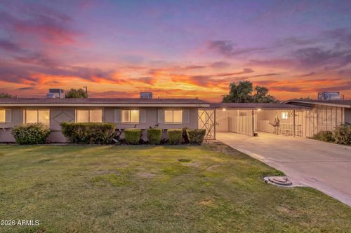 10511 W Clair Dr, Sun City, AZ, 85351-4446 | Card Image