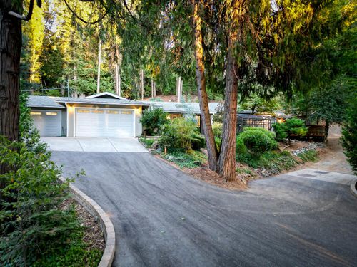 11772 Marjon Dr, Nevada City, CA, 95959-8982 | Card Image