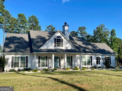 106 Waterside Drive Sw, House other with 3 bedrooms, 2 bathrooms and 2 parking in Eatonton GA | Image 2