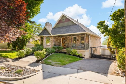 377 N Center St, Salt Lake City, UT, 84103-1624 | Card Image