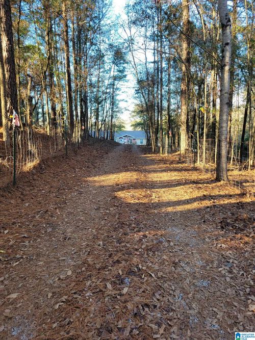3211 Lee Road 375, Valley, AL, 36854-7040 | Card Image