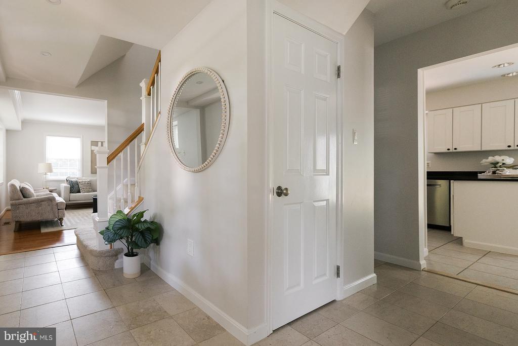 Residential Lease in FAIRFAX 4