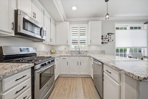 1211-6560 Hearthstone Cir, Rocklin, CA, 95677-4629 | Card Image