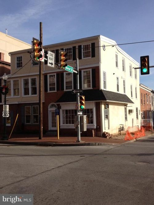 apt-2-236 W Market St, WEST CHESTER, PA, 19382-2951 | Card Image