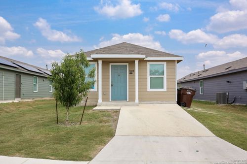 14418 Southton Basin, San Antonio, TX, 78223-2485 | Card Image