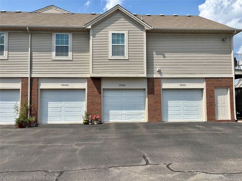 28244 S Pointe Ln, New Baltimore, MI, 48051-2347 | Card Image