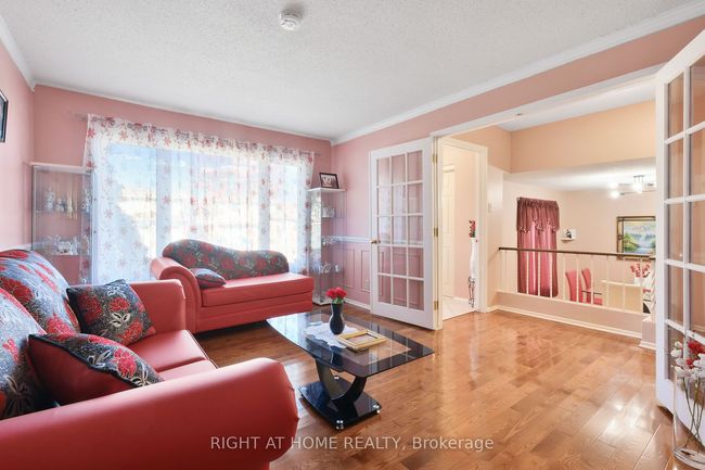 6104 Vineyard Dr, House other with 4 bedrooms, 3 bathrooms and 3 parking in Orléans ON | Image 7