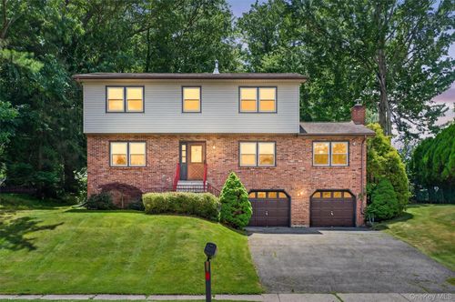 33 Winchester Dr, Monroe, NY, 10950-3910 | Card Image