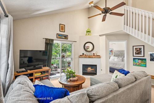 5203 Elk Ln, Basalt, CO, 81621-8211 | Card Image