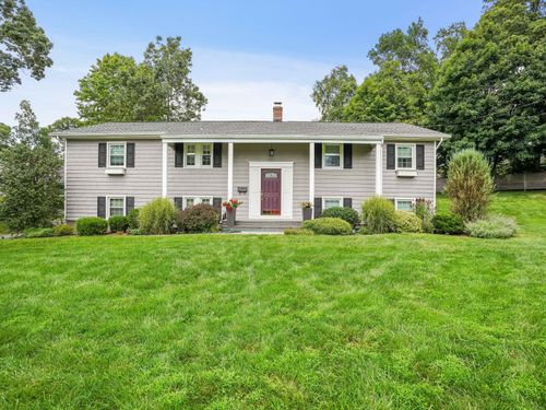 24 Silwen Ln, Norwalk, CT, 06851-3138 | Card Image