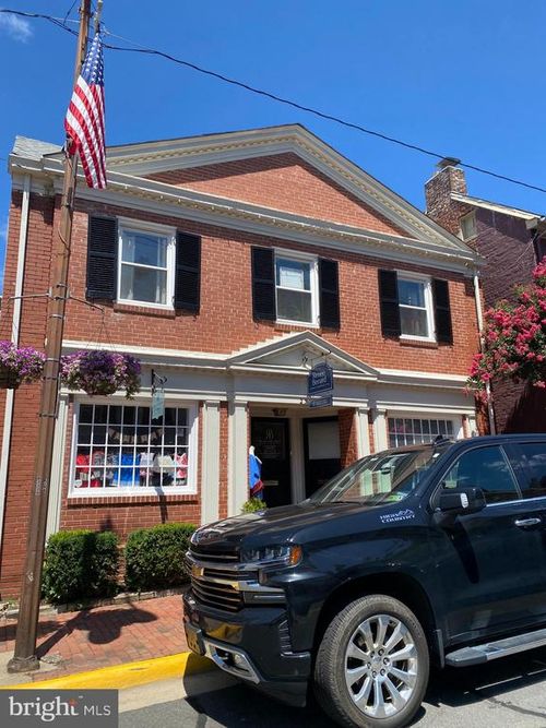 23 N King, #125 Street N, LEESBURG, VA, 20176 | Card Image