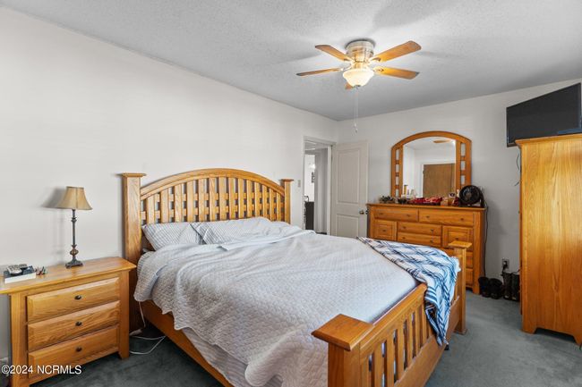 630 Fourth Ave S, House other with 4 bedrooms, 2 bathrooms and 1 parking in Kure Beach NC | Image 10