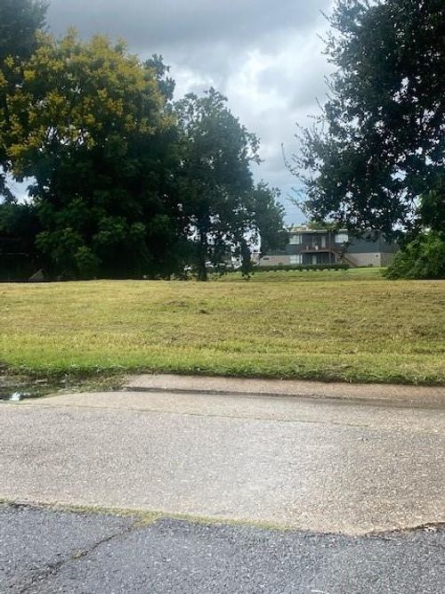 496 Fairfield Ave, Gretna, LA, 70056-7034 | Card Image