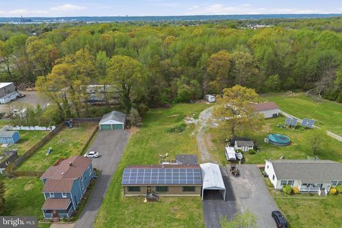 38 N Dupont Road, CARNEYS POINT, NJ, 08069 | Card Image