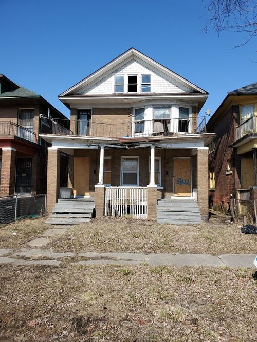 3302 Whitney St, Detroit, MI, 48206-2300 | Card Image