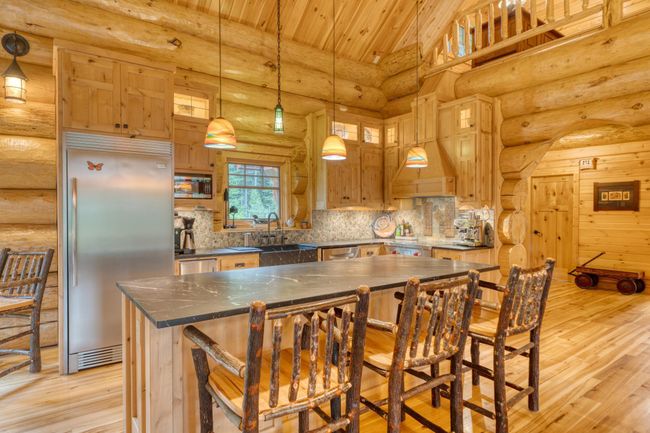 51864 Becker Road, House other with 3 bedrooms, 4 bathrooms and null parking in Bigfork MN | Image 11