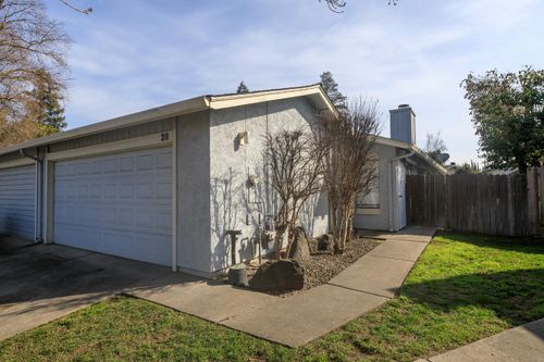 apt-20-1296 Spruce Ln, Manteca, CA, 95336-3057 | Card Image