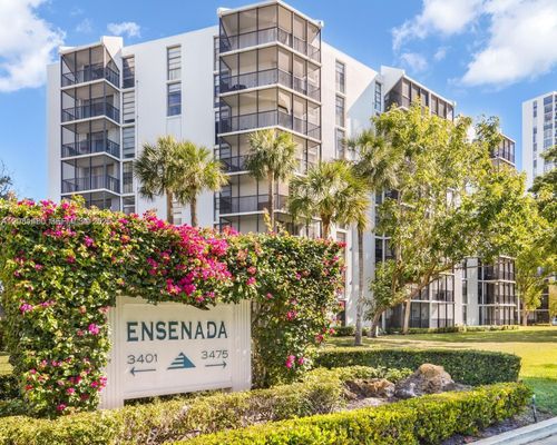 615-3475 N Country Club Dr, Aventura, FL, 33180-1779 | Card Image