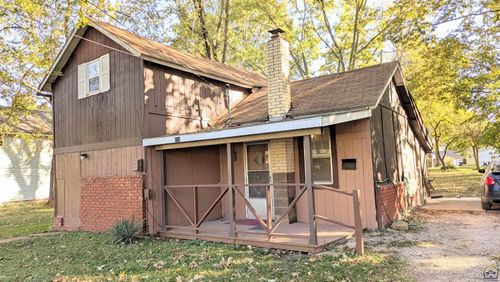 613 Lincoln St, Osage City, KS, 66523-1537 | Card Image