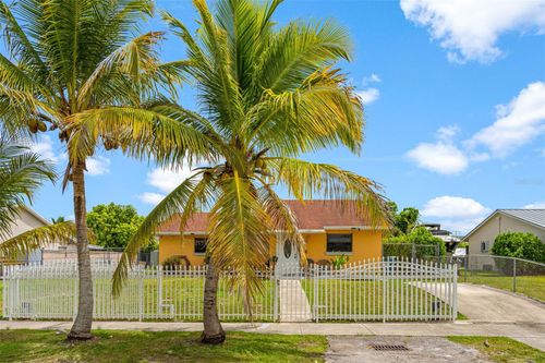 15950 Sw 302nd Ter, Homestead, FL, 33033-3441 | Card Image
