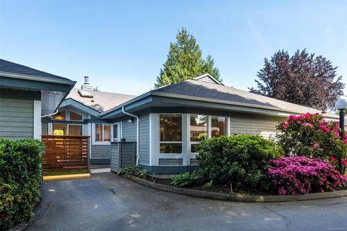 4-3221 Wordsworth St, Victoria, BC, V8P4B7 | Card Image