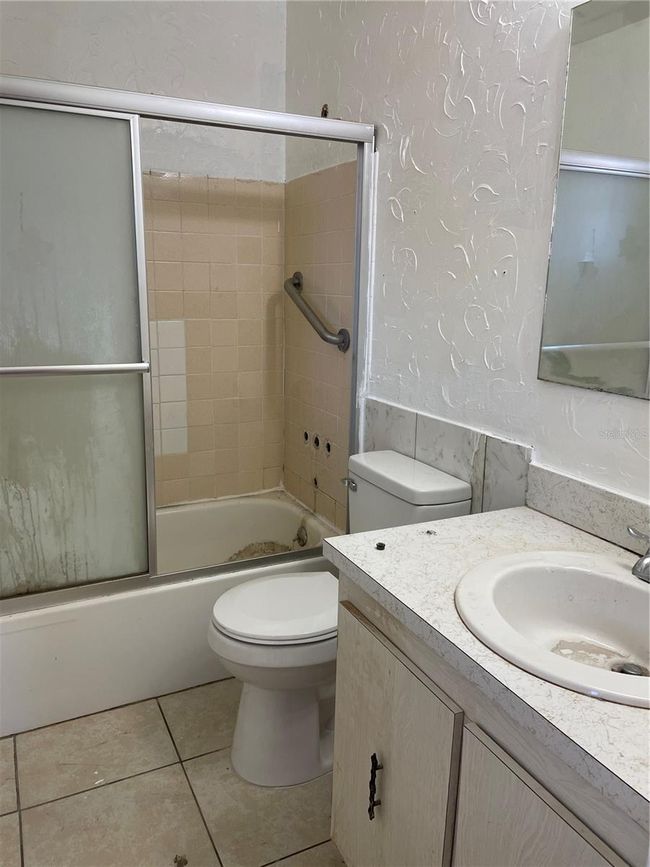 3807 Sw 143 Rd Lane Rd, House other with 2 bedrooms, 2 bathrooms and null parking in OCALA FL | Image 6