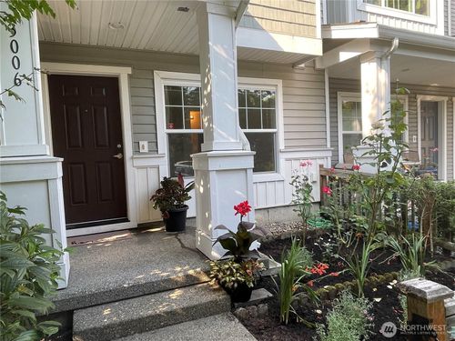 3006 Sw Bataan Street, Seattle, WA, 98126 | Card Image