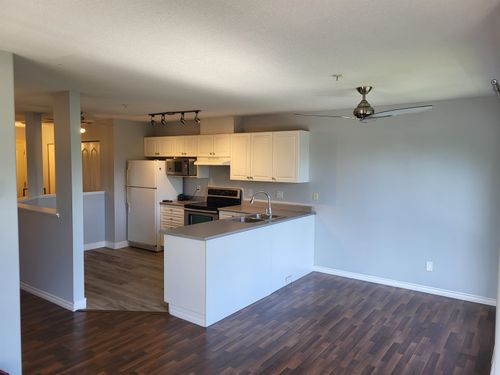505-22230 North Avenue, Maple Ridge, BC, V2X2L5 | Card Image