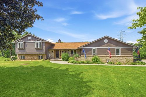 926 Millbrook Drive, FOX CROSSING, WI, 54956 | Card Image
