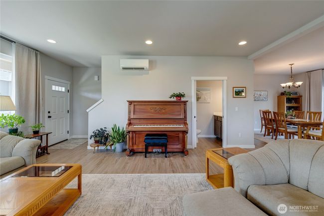 103 N Trail Rd, House other with 4 bedrooms, 3 bathrooms and 2 parking in Sedro Woolley WA | Image 12