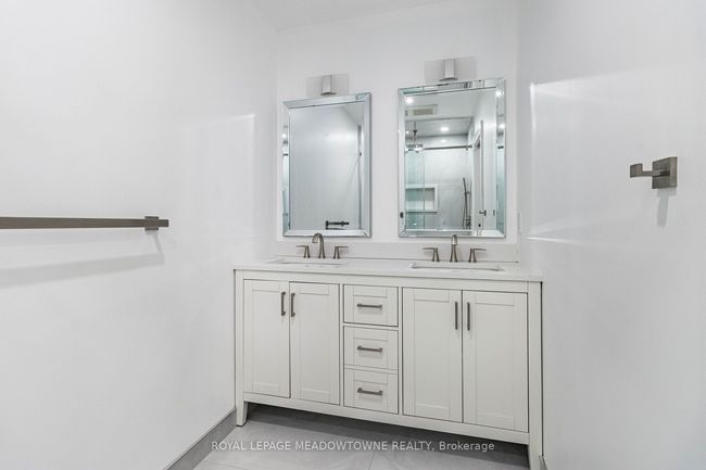 20 Sloan Dr, House other with 4 bedrooms, 4 bathrooms and 2 parking in Milton ON | Image 15