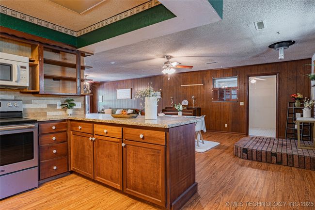 367811 E 5170 Rd, House other with 3 bedrooms, 2 bathrooms and null parking in Cleveland OK | Image 6