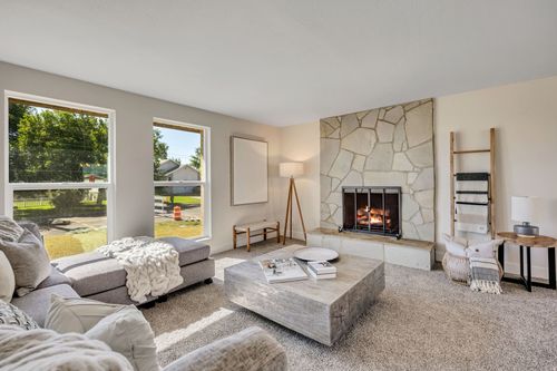 5998 S 3100 W, Roy, UT, 84067-1125 | Card Image