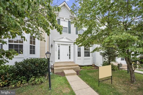 9069 Slate Stone Loop, BRISTOW, VA, 20136-1722 | Card Image
